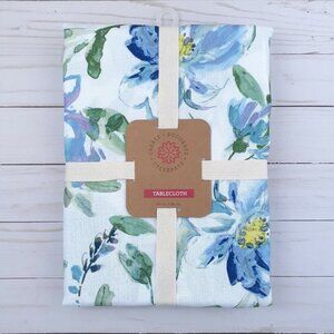 Fabric Tablecloth Blue Flowers 60x84 Charlotte